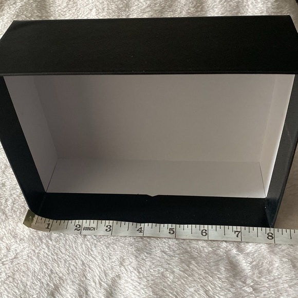 Empty Prada storage box - Picture 6 of 11